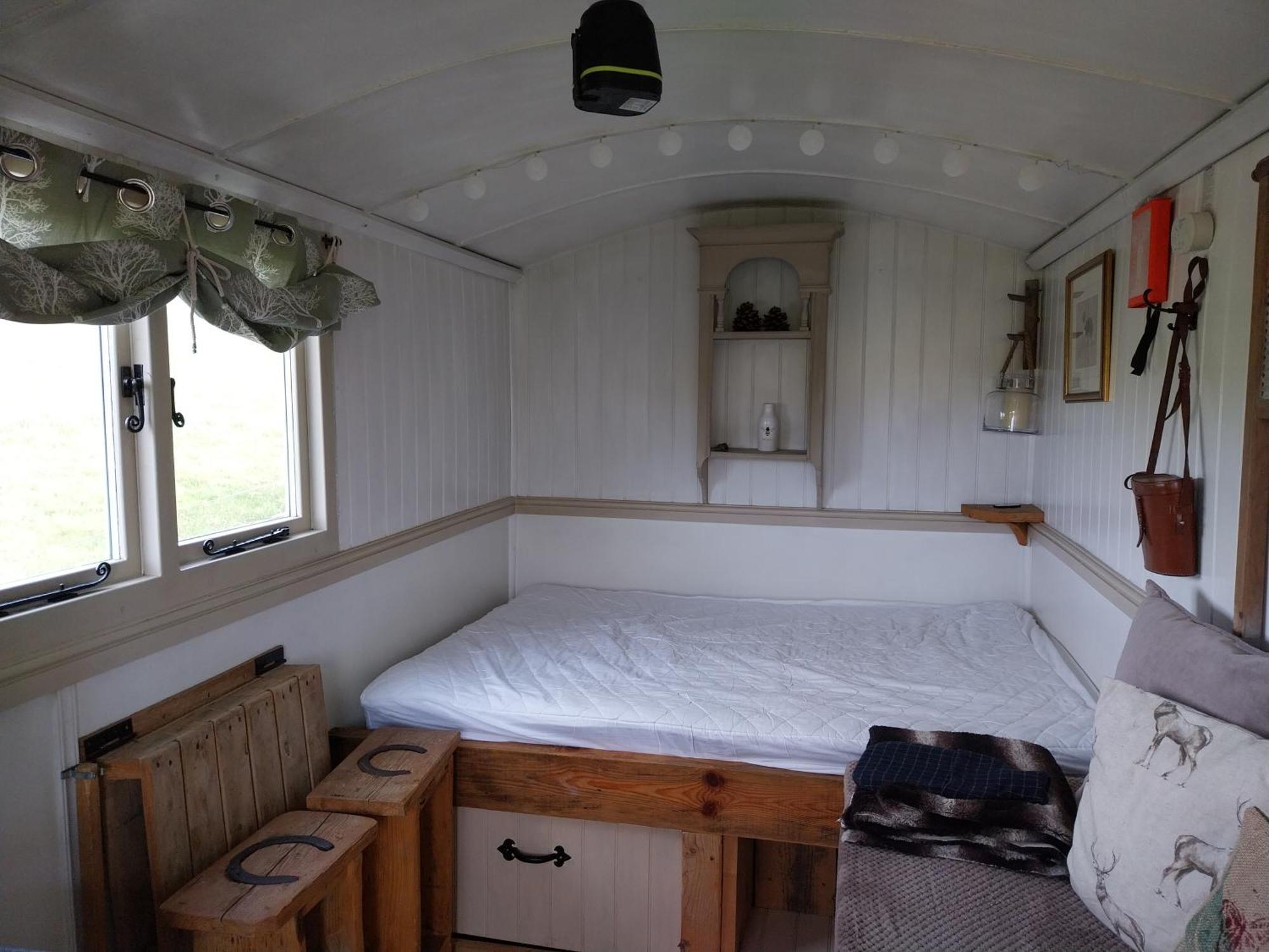 Meadowbeck - Shepherd Huts Fylingdales Dış mekan fotoğraf