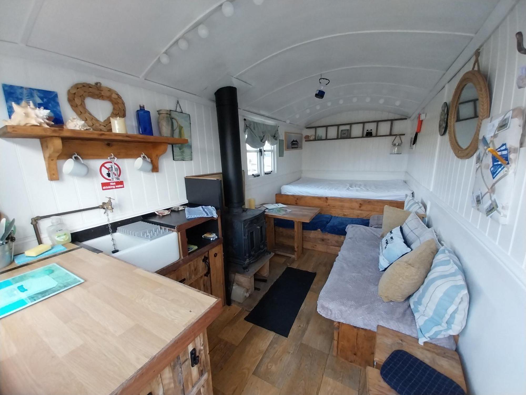 Meadowbeck - Shepherd Huts Fylingdales Dış mekan fotoğraf