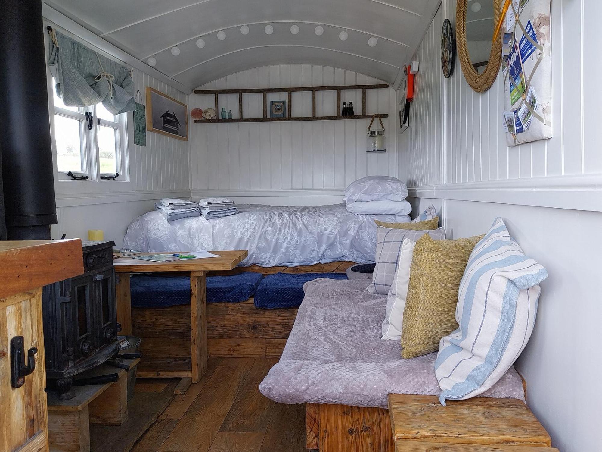 Meadowbeck - Shepherd Huts Fylingdales Dış mekan fotoğraf