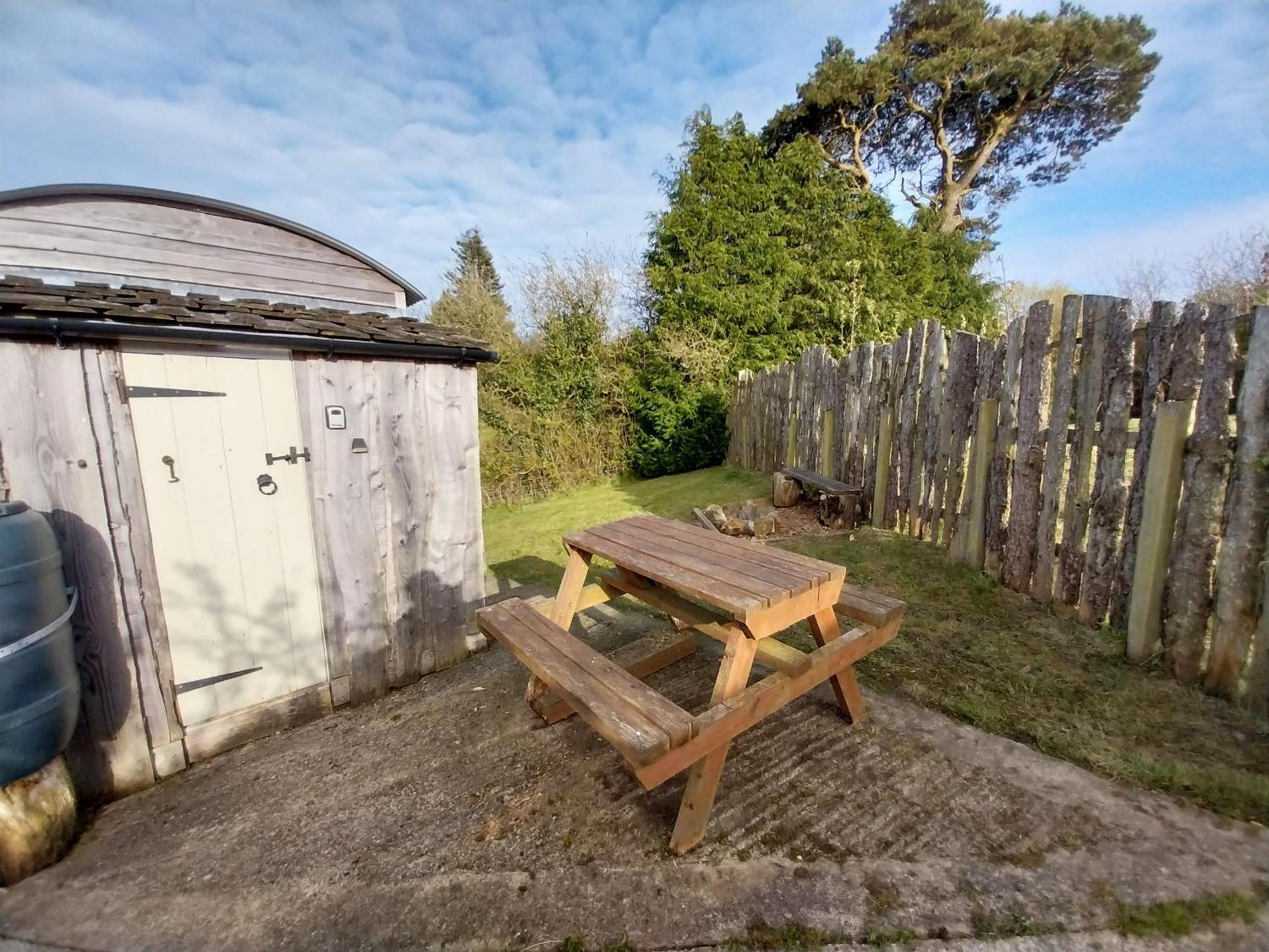 Meadowbeck - Shepherd Huts Fylingdales Dış mekan fotoğraf