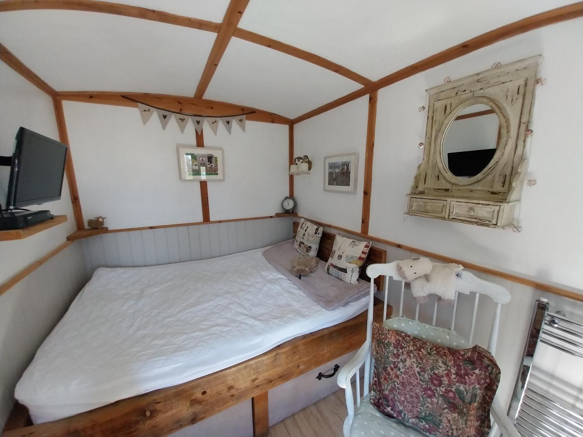 Meadowbeck - Shepherd Huts Fylingdales Dış mekan fotoğraf