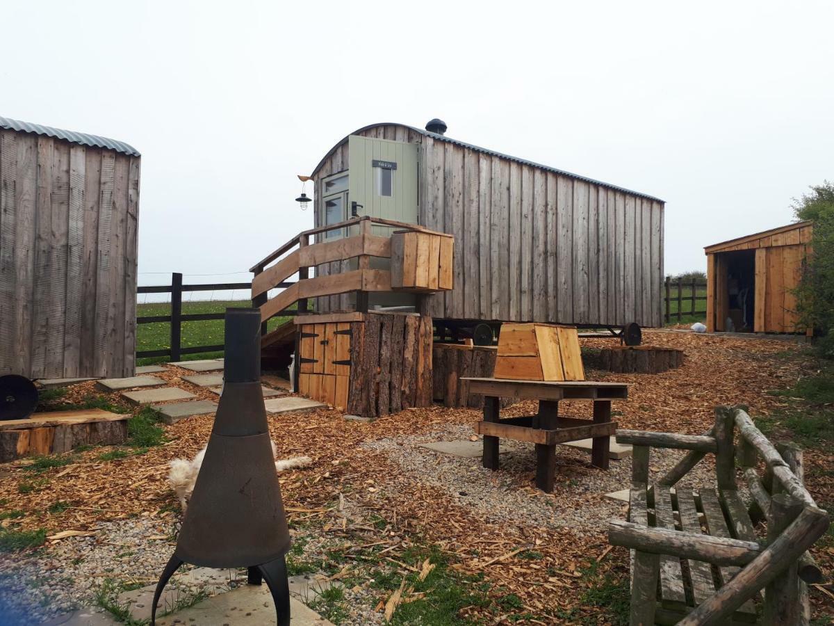 Meadowbeck - Shepherd Huts Fylingdales Dış mekan fotoğraf